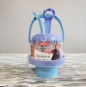 Disney Frozen II Bubblin' Bucket No Spill Design Even When Turned Upside Down